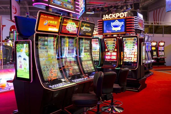 betlive88 mobile app interface showing sportsbook, live dealer, and casino sections